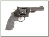 Smith & Wesson 327 in 357 Magnum 4.75 in in case! - 2 of 4