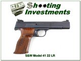 Smith & Wesson Model 41 5.5in 22 Semi-Auto - 1 of 4