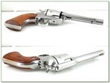 Ruger Vaquero 5.5in Polished Stainless 44-40 ANIB! - 3 of 4