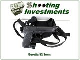 Beretta 92F 9mm made in Italy looks new - 1 of 4