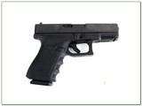 Glock 19 9mm exc cond in case 2 magazines! - 2 of 4