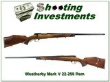 Weatherby Mark V Varmintmaster RARE 26in German 22-250 looks new!