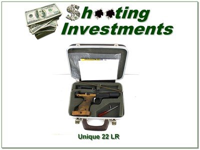 Unique DES 69 22 target pistol Exc Cond in case