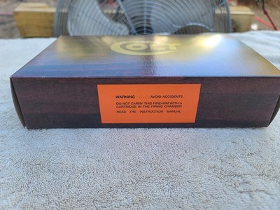 Colt Python BOX, blue 2.5