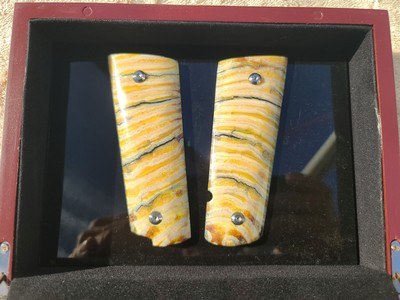 Burkett Custom Mastadon 1911 GRIPS - Image 2 of 8