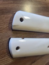 Ultra rare Narwhal Ivory 1911 grips, fracture repaired - Image 5 of 12