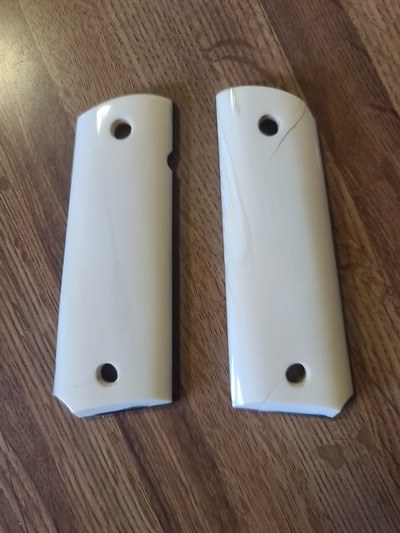 Ultra rare Narwhal Ivory 1911 grips, fracture repaired - Image 2 of 12