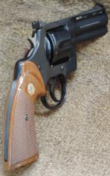 Colt Python, 357 Mag, 4in, Blue 99% - 1 of 4
