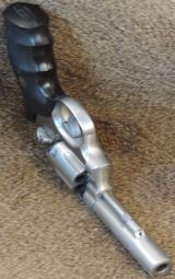 S&W 64-3, 38 Special, 4in, Stainless,- 4 of 4