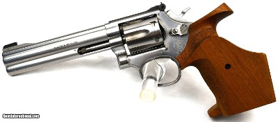 S&W 617 (No Dash) KN Grips