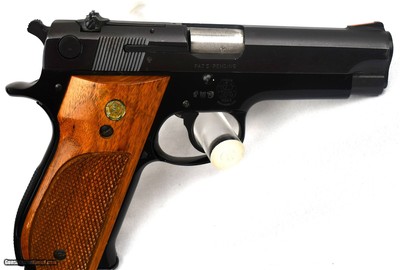 S&W 39-2 Blue 1976