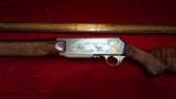 BEAUTIFUL HAND ENGRAVED W/ GOLDBROWNING BAR BIG GAME SERIES 30-06 NORTH AMERICAN DEER RIFLE 1 OF 600 SIGNED BY R. COENEN & IN FACTORY WALNUT CASE!
- 3 of 12