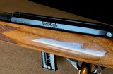 Weatherby Mark XXII 22 LR Southgate Beautiful Wood