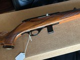 Weatherby Mark XXII 22 LR Southgate Beautiful Wood - 4 of 8