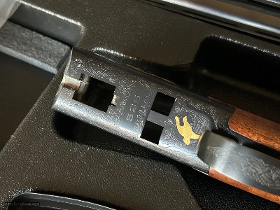 Browning 525 Black Gold 2001 Shot Show Gun NIB 12ga 30in3 inch Sporting Clay - Image 5 of 8