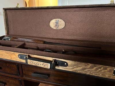 Browning Grade VI .410 Round Knob Long Tang 1990 26in IC/MBeautiful EngravingAs New Cased - Image 11 of 12