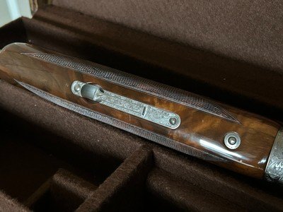Browning Grade VI .410 Round Knob Long Tang 1990 26in IC/MBeautiful EngravingAs New Cased - Image 5 of 12