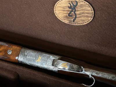 Browning Grade VI .410 Round Knob Long Tang 1990 26in IC/MBeautiful EngravingAs New Cased - Image 4 of 12