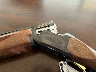 Browning Citori 28ga Superlight RARE 28in Barrels M/FOil Finish. - Image 9 of 10