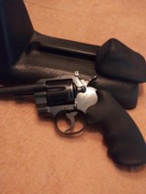 Colt Officers Model Match .22 cal 1968 w/Display Case - 6 of 11