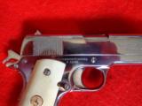 Colt 1911 Government model nickel plated
[ very early gun ] - 3 of 4