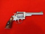 Ruger Security Six, stainless , 6 inch,
NIB - 2 of 5