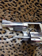 Smith & Wesson model 57with no dashes,,presentation case, 41 Remington Magnum,, 4 inch Nickel, like new - 2 of 8