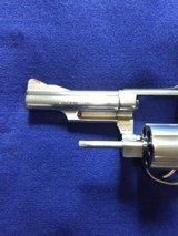Smith & Wesson model 66-2, all original 4 inch barrel , like new - 3 of 7