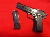Browning, Nazi era Hi-Power with tangent sight, all original - 1 of 10