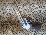 Smith & Wesson model 629 engraved, as new - 4 of 10