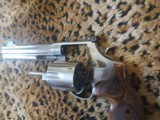 Smith & Wesson model 629 engraved, as new - 7 of 10