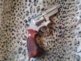 Smith & Wesson model 27-2 in presentation case - 3 of 8