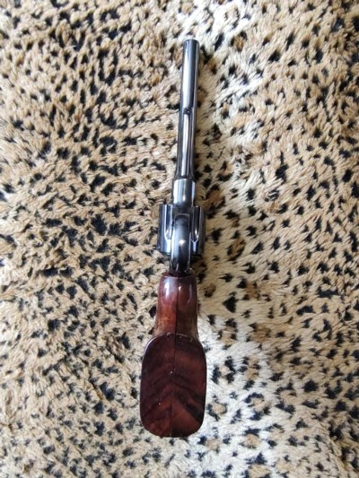 Smith &Wesson model 27-2 like new in presentation case - Image 7 of 12