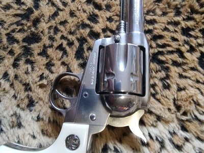 Ruger Vaquero 45 , duplicate serial number as NIB - Image 3 of 9