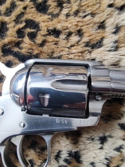 Ruger Vaquero 45 , duplicate serial number as NIB - Image 2 of 9