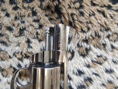 Like new Colt Cobra , nickel plated , Roy Clark estate gun - Image 4 of 10