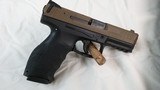 H&K VP9 9mm excellent - 2 of 12