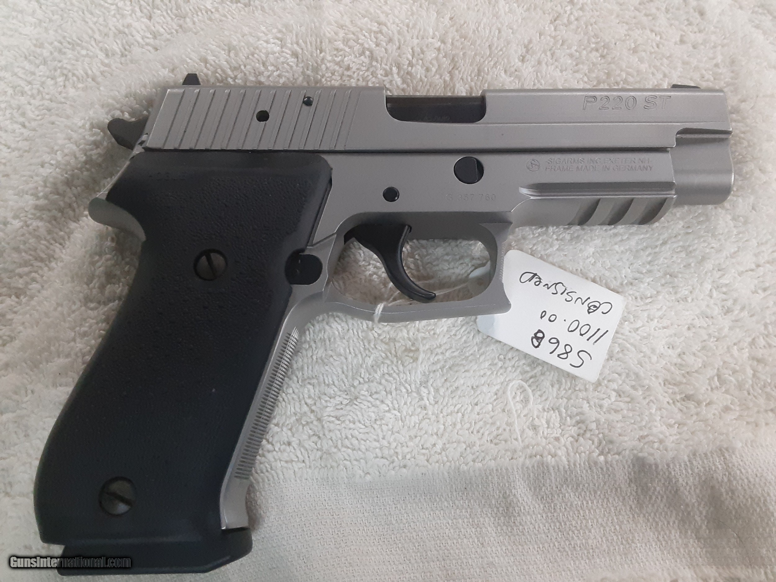 Sig P220 Stainless elite. 45acp