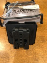 Blade-Tech Revolution DMP Glock 9/40 Double Mag Pouch Ambidextrous Black - 3 of 3
