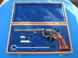 .Smith & Wesson Model 27-2 Blue 357 Magnum w/Presentation Case - 1 of 12