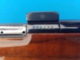Weatherby Mk V Deluxe Varmintmaster 22-250 w/Original Box & Manual - 4 of 19