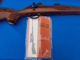 Weatherby Mk V Deluxe Varmintmaster 22-250 w/Original Box & Manual - 2 of 19