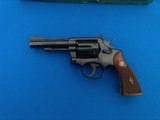 Smith & Wesson K-22 Combat Masterpiece w/box John Hopkins Collection - 3 of 22
