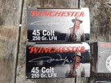 Winchester John Wayne 45 Colt Box Full - 2 of 2