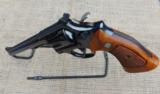 Smith and Wesson K-22 Masterpiece, Model 17-3 w/ 3 T's (Excellent) - 2 of 15