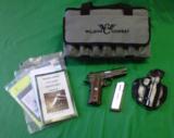Wilson Combat Custom Professional Semi-Auto .45 ACP Pistol with Extra Clip, Holster and Case! - 3 of 15