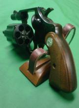 COLT DETECTIVE SPECIAL REVOLVER .38 Special Ctg., Double Action, Swing Out Cylinder, from CT., U.S.A. - 4 of 15