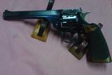 1943 HARRINGTON & RICHARDSON ARMS SPORTSMAN REVOLVER! 9 shot blued .22 LR handgun w/6" barrel & walnut grip - 11 of 15
