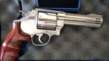 Smith and Wesson - 3 of 7