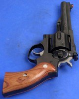 Ruger Redhawk 44 magnum revolver, 5.5 barrel, blue with wooden rosewood grips, polished hammer and trigger - 3 of 3